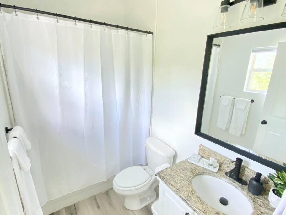 Sanctuary Gainesville Bright 2 Bedroom King Condo 外观 照片