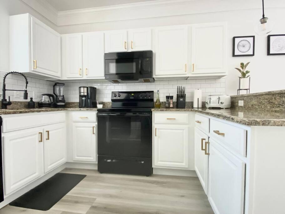 Sanctuary Gainesville Bright 2 Bedroom King Condo 外观 照片