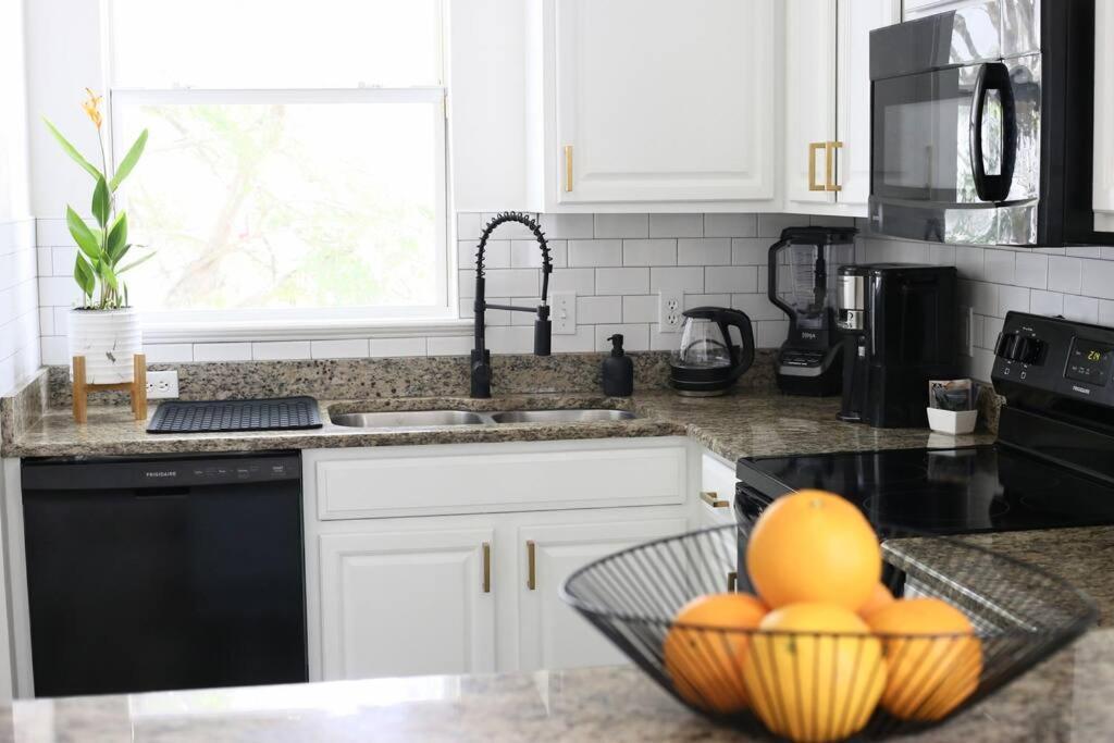 Sanctuary Gainesville Bright 2 Bedroom King Condo 外观 照片